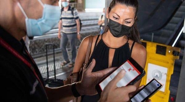 Diario HOY | Argentina pone en marcha la exigencia del pase sanitario para algunas actividades