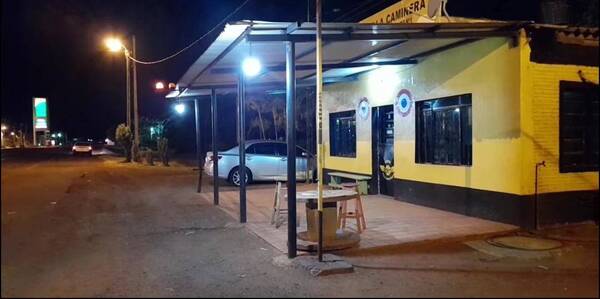 Crónica / Recibió el año en la caminera por manejar "enchupinado"