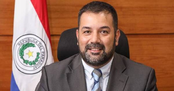 La Nación / Hacienda designó a Jorge Adalberto Delgado como director general de Jubilaciones y Pensiones