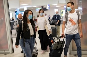 Francia extiende el uso obligatorio de mascarillas a niños desde 6 años - ADN Digital
