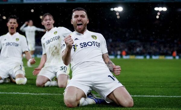 El Leeds resucita ante el Burnley - Fútbol Internacional - ABC Color