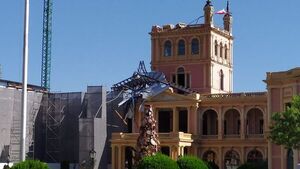 Palacio de López vuelve a perder sus pináculos después de 154 años - Noticiero Paraguay
