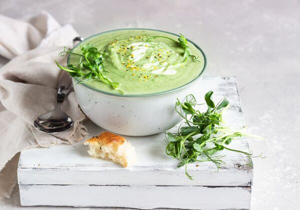 Sopa fría de aguacate y pepino: una cena liviana de verano - Gastronomía - ABC Color