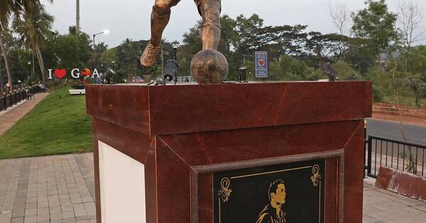 La Nación / Revuelo en India por estatua de Cristiano Ronaldo
