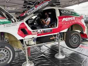 Dakar: Andrea Lafarja, con problemas de embrague - Automovilismo - ABC Color