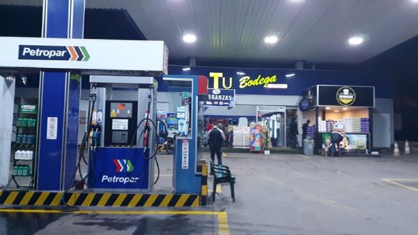 Combustibles suben de precio al inicio de año