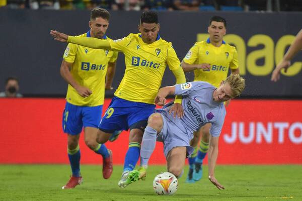 Crónica / Arza, ausente por lesión en el chute del Cádiz