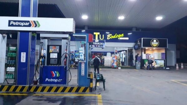 Combustibles suben de precio al inicio de año