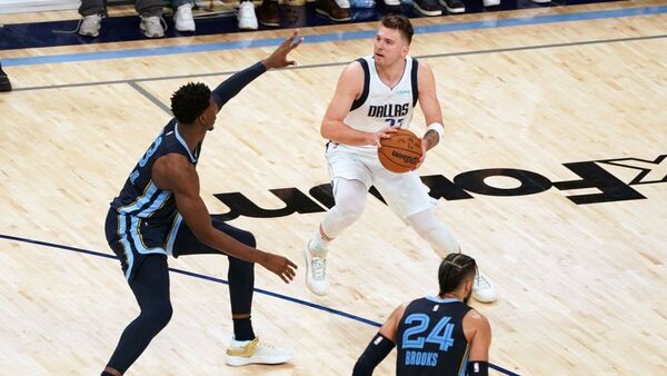 Luka Doncic vuelve con victoria en la NBA