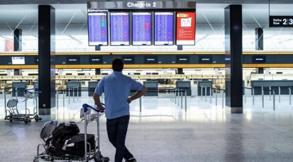 EEUU: aerolíneas cancelan unos 5.000 vuelos en el primer fin de semana del 2022