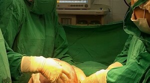 Extraen quiste de más de 6 kilos del ovario de una paciente