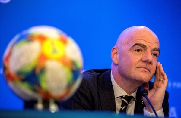 Gianni Infantino dice que la Euro también puede ser bienal