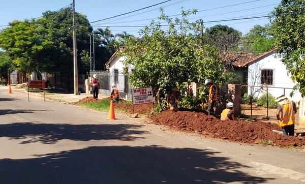 Construcción del alcantarillado sanitario en San Juan Bautista llega al 72% de avance - Megacadena — Últimas Noticias de Paraguay