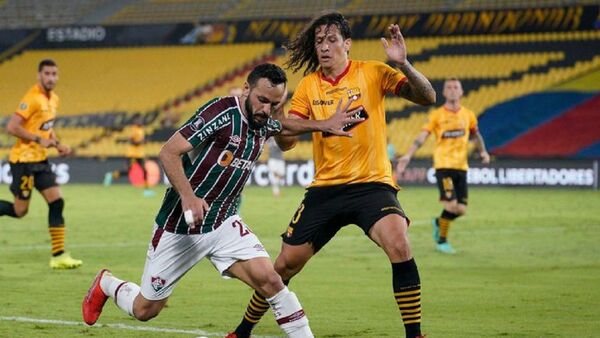 El primer refuerzo de Cerro Porteño ya está en el país