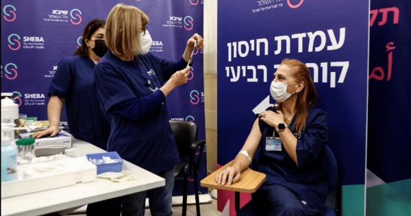 Israel comenzó a administrar una cuarta dosis anticovid
