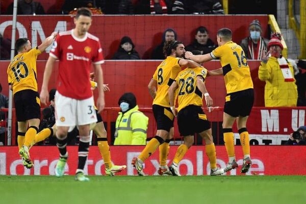 El Wolverhampton asalta Old Trafford