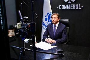 Un Tribunal condenó a periodista por calumnia, difamación e injuria contra el presidente de la Conmebol