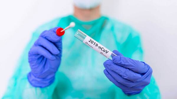 Crónica / Colapsó el 154 del ministerio de Salud para hisopado