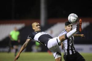 Crónica / Se va a solucionar la deuda con Otálvaro, dijo capeto
