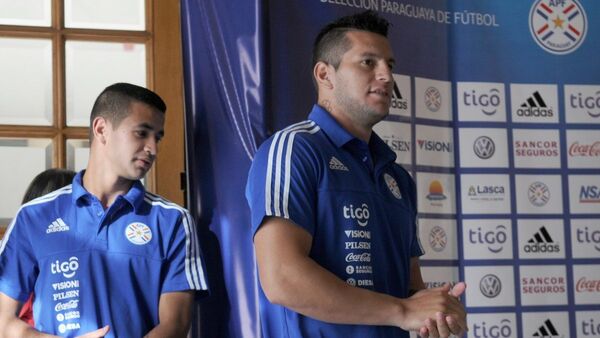Oriente Petrolero va a la carga por un delantero paraguayo