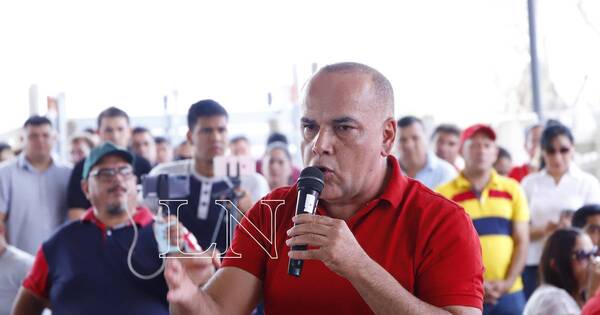 La Nación / El diputado Bachi Núñez sostiene que buscan instalar a Primio Arce en Registros Electorales