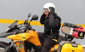 Campaña busca salvar vidas mediante el uso correcto del casco