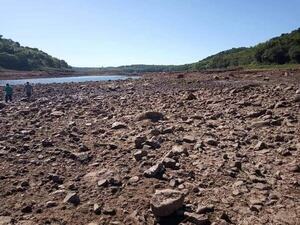 Río Paraná sigue bajando y “La Niña” iría hasta marzo - La Clave