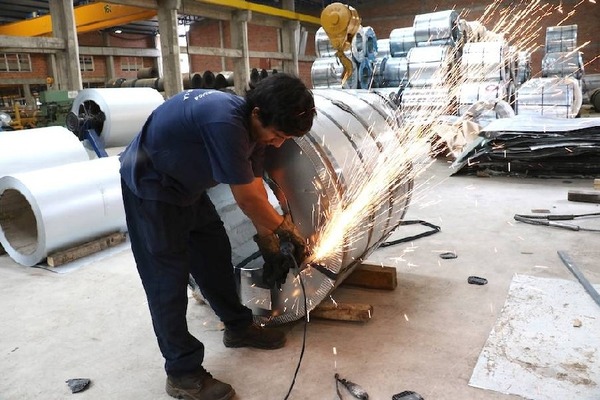 Combate a la pandemia: Extienden medidas de apoyo a sectores productivo e industrial - MarketData