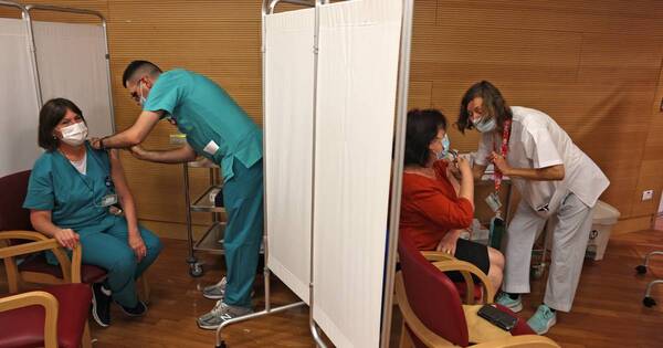 La Nación / Israel afirma que cuarta dosis quintuplica los anticuerpos
