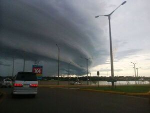 Emiten nueva alerta de sistema de tormentas eléctricas para dos departamentos - Nacionales - ABC Color