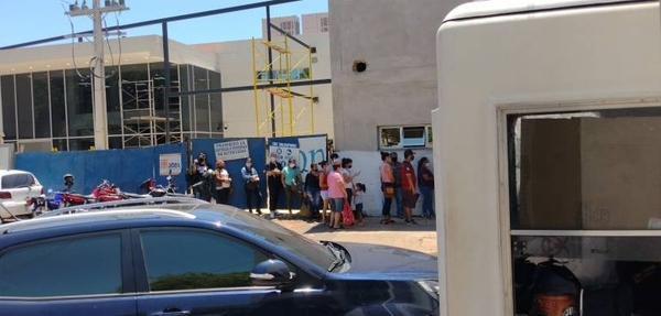 Diario HOY | Colapso en atención de urgencias e hisopados ante avalancha de positivos
