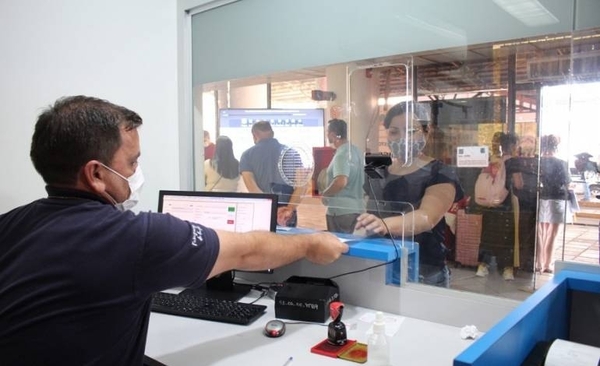 Diario HOY | Detectan cientos de PCR falsos para cruzar a la Argentina