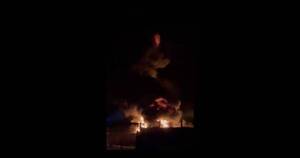 La Nación / Muere un hombre a causa de la explosión de un camión cisterna