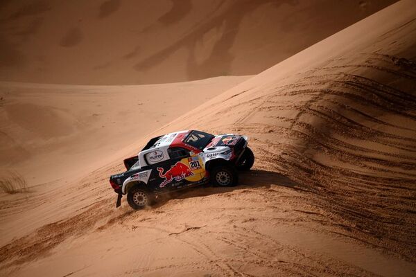 Al-Attiyah gana la etapa tras sanción a Al Rajhi; - Automovilismo - ABC Color