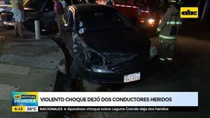 Violento choque dejó dos conductores heridos - ABC Noticias - ABC Color