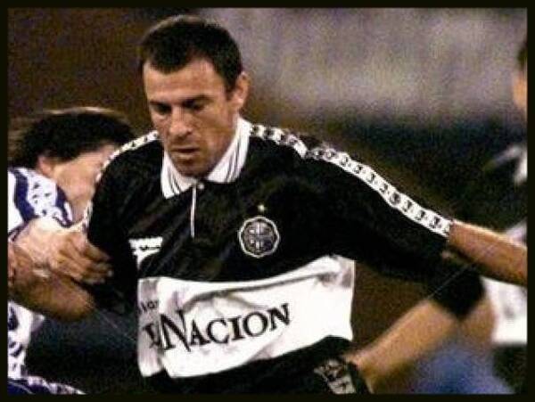 Crónica / La razón por la que el “Loco” González no jugó ante el Milan