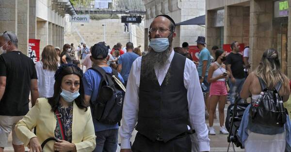 La Nación / Israel registra un nuevo máximo: 12.000 casos de COVID