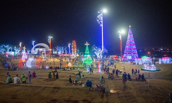 Mañana desmontarán la iluminación navideña en Foz de Iguazú - La Clave