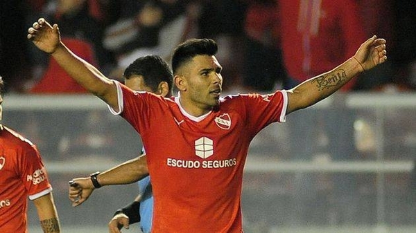 Diario HOY | Un delantero argentino suena para Cerro Porteño