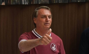Diario HOY | Bolsonaro sale del hospital y fomenta teorías conspirativas sobre su atentado