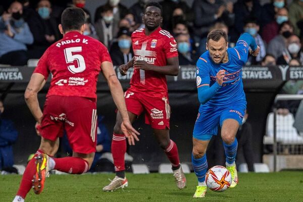 El Valencia sufre para ganar con un gol de Cheryshev en el minuto 93 - Fútbol Internacional - ABC Color