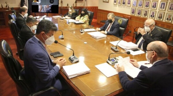 Denuncian a personas que nombran a ministros de la Corte para obtener favores judiciales