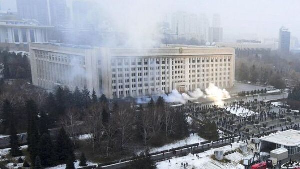 Asaltado el ayuntamiento de Almaty en Kazajistán