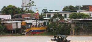 Enfrentamientos dejan más de 170 desplazados en frontera colombo-venezolana