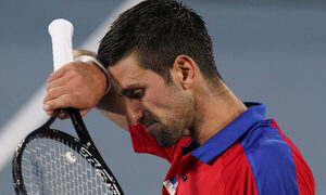El Gobierno australiano manda a Djokovic para casa y le retira el visado