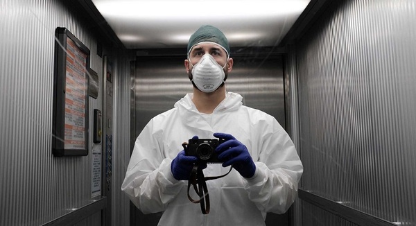 La nueva ola global de coronavirus asociada a la variante Ómicron sigue batiendo récords: más de 2 millones de casos en un día