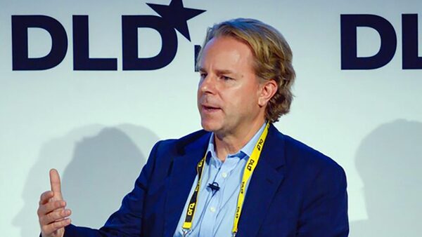 CEO de Bloomberg Media y columnista estrella del NYT crearán un nuevo medio