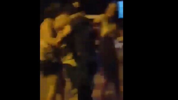 Video capta brutal golpiza a cuatro policías en Canindeyú