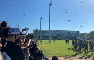 Nike recibe a Olimpia con contundente mensaje: “Ndaikatu mo'ãi chekuerái ndehegui”