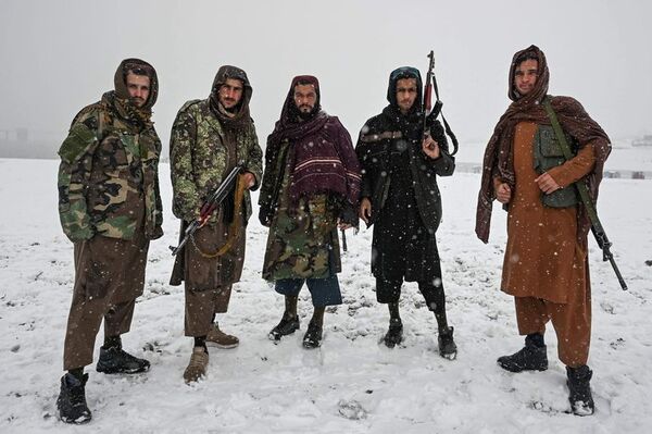 Afganistán: talibanes crearán un Ejército regular - Mundo - ABC Color